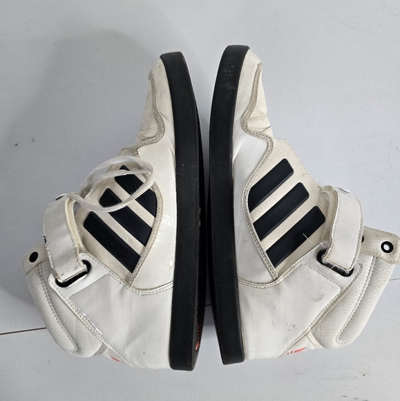 Adidas Originals AR 2.0 2011 G48013 - Picture 5 of 11